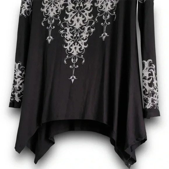 Vocal Long Sleeve Embellished Tunic Top Crystals Beaded Stones Graphic Print M - Picture 3 of 7